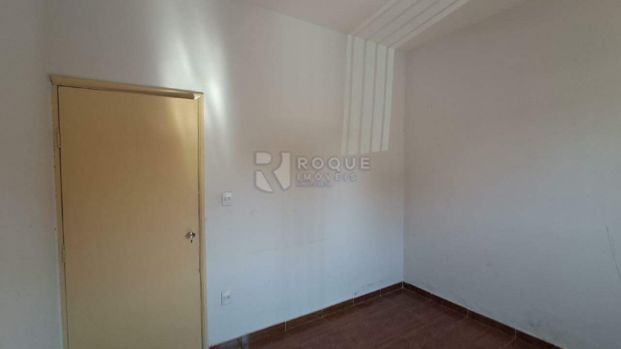 Casa Residencial à venda no bairro Vila Claudia: 