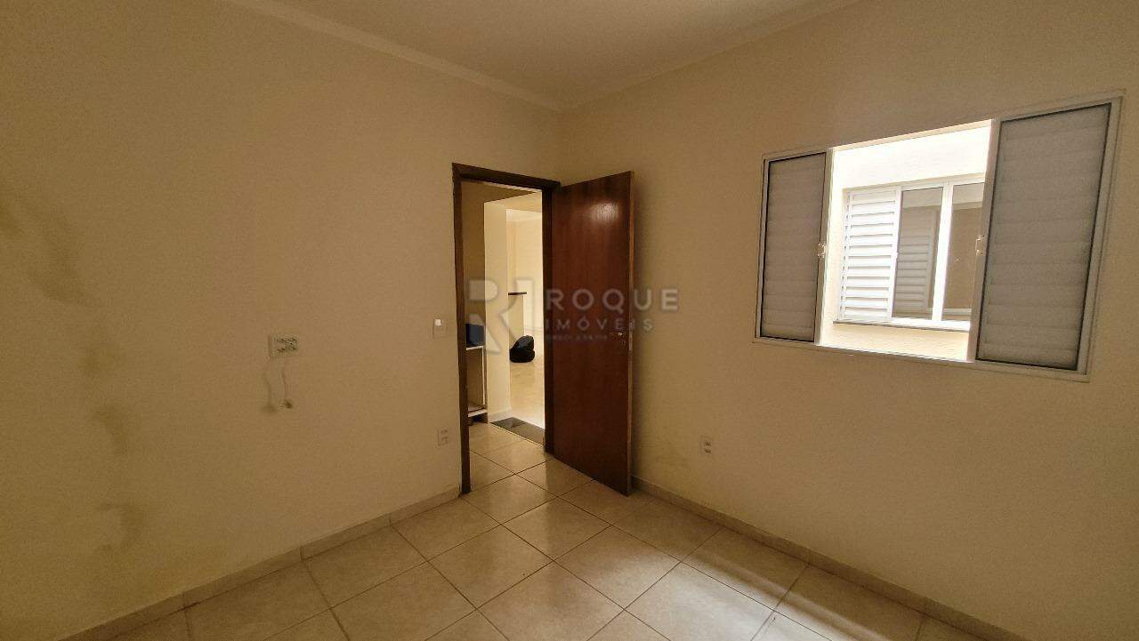 Casa Residencial à venda no bairro Vila Claudia: 