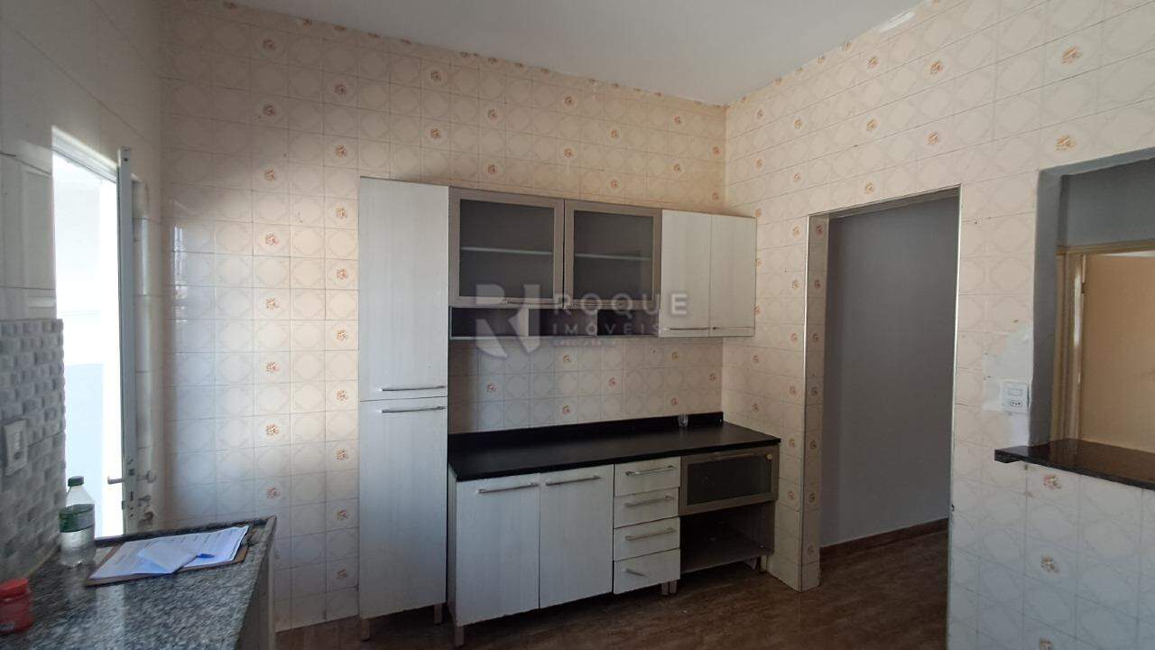 Casa Residencial à venda no bairro Vila Claudia: 