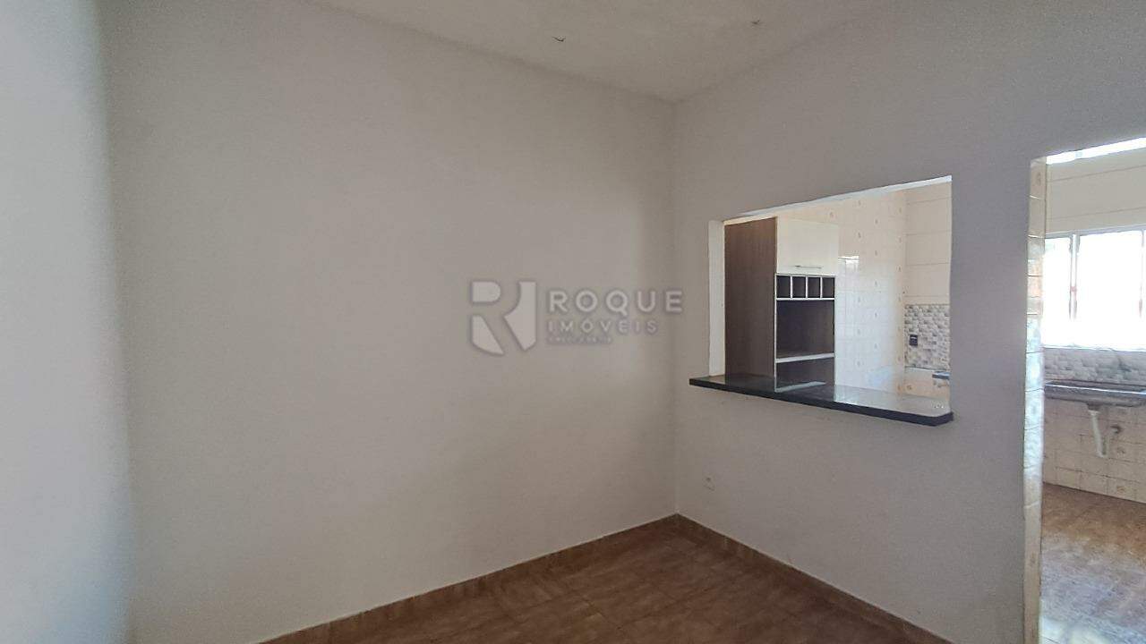 Casa Residencial à venda no bairro Vila Claudia: 