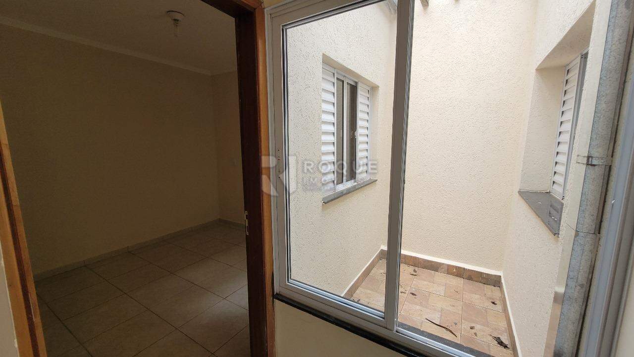 Casa Residencial à venda no bairro Vila Claudia: 