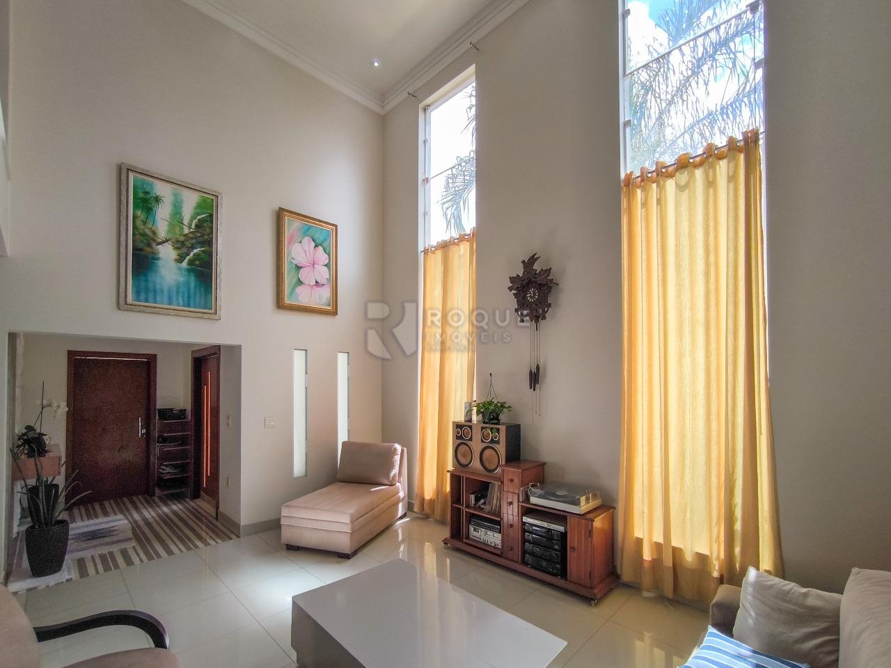 Casa em condomínio à venda no bairro Parque Residencial Roland: SALA DE ESTAR