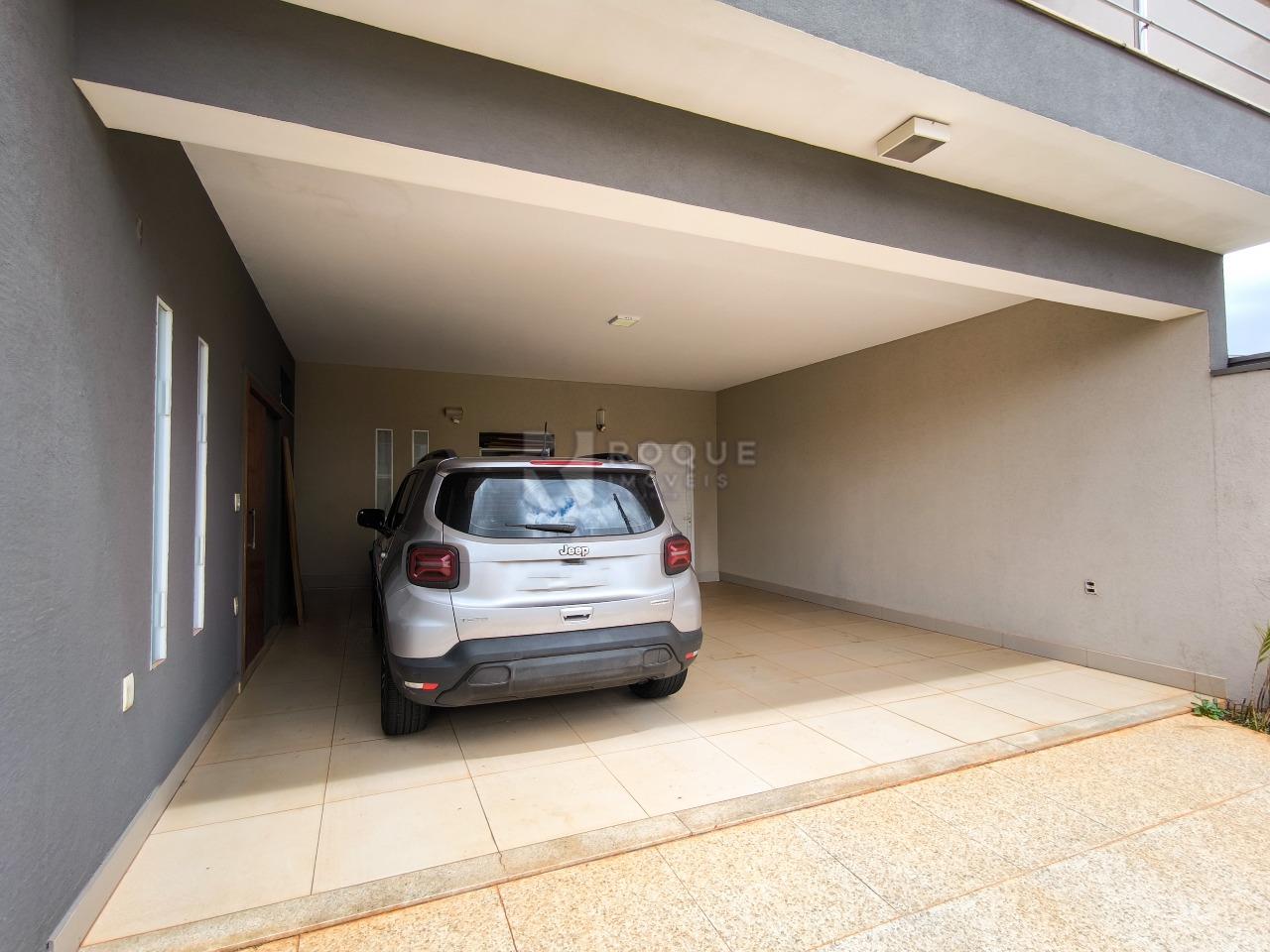 Casa em condomínio à venda no bairro Parque Residencial Roland: GARAGEM