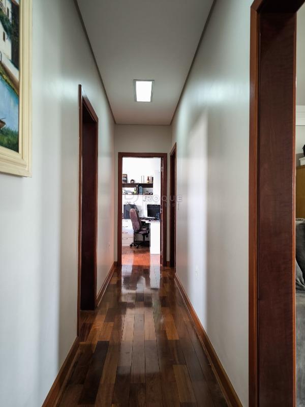 Casa em condomínio à venda no bairro Parque Residencial Roland: CORREDOR INTERNO