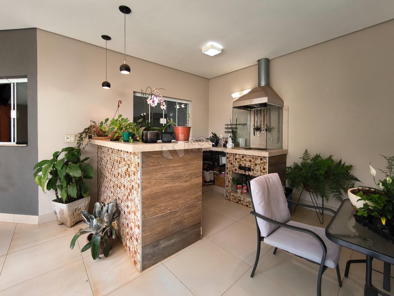 Casa em condomínio à venda no bairro Parque Residencial Roland: ÁREA GOURMET