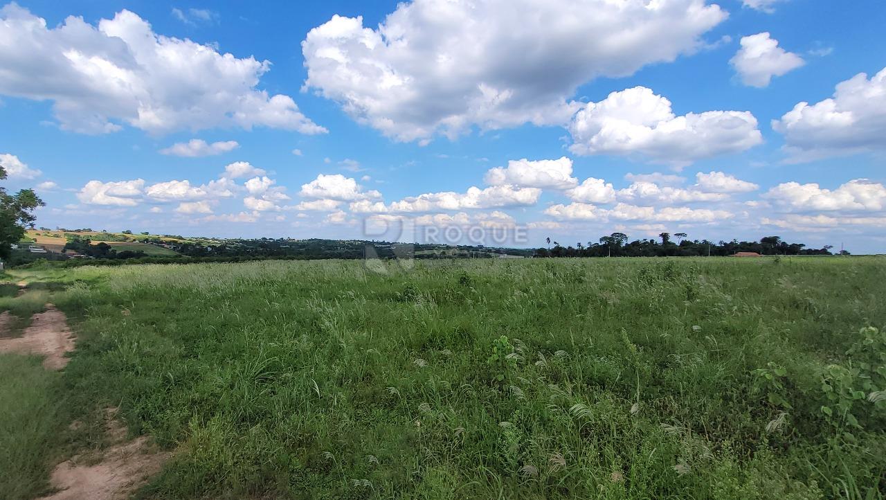 Terreno à venda no bairro Bairro dos Pires de Baixo: 