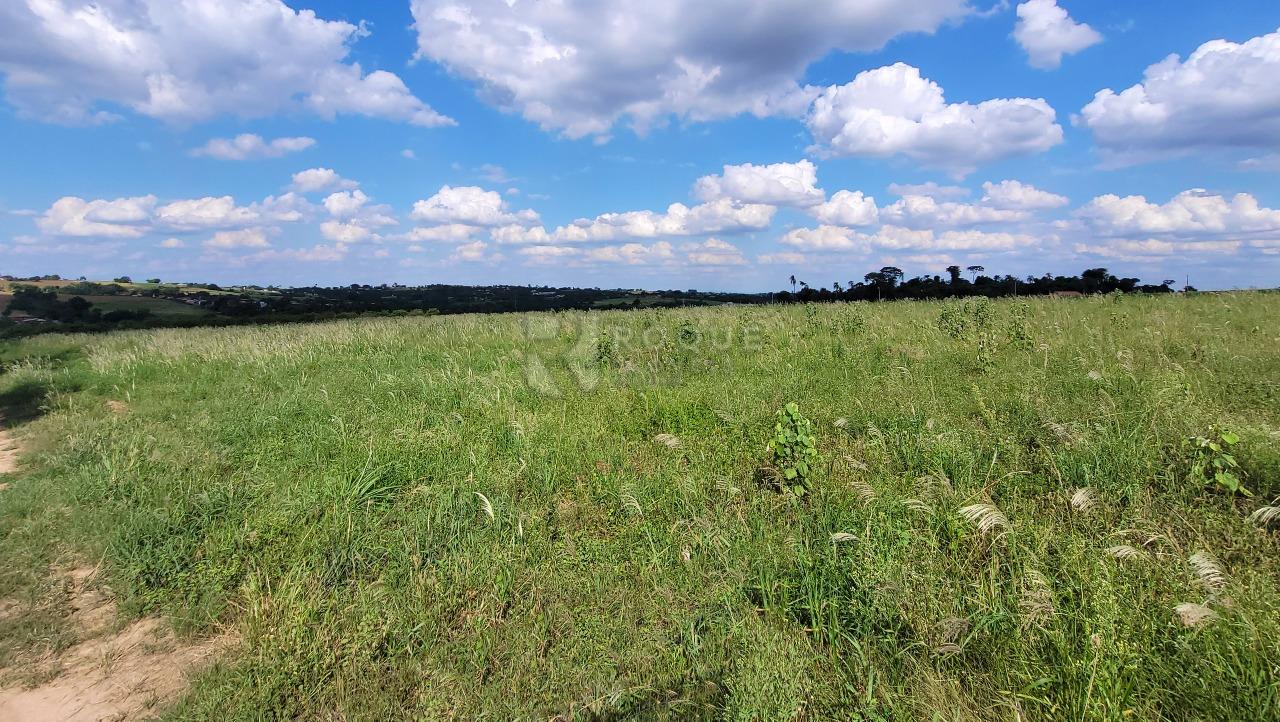 Terreno à venda no bairro Bairro dos Pires de Baixo: 