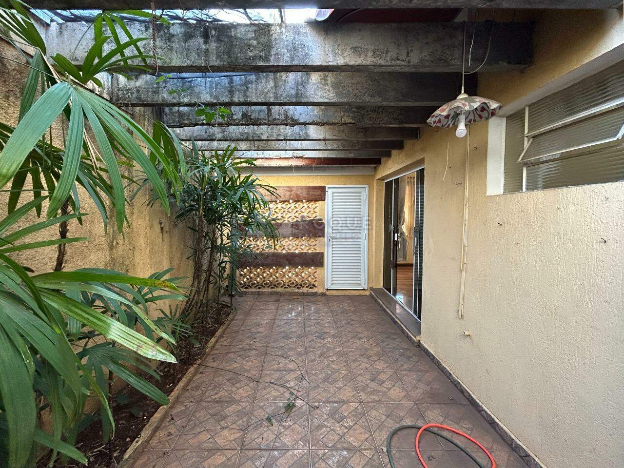 Casa Comercial para aluguel no bairro Cidade Jardim: Jardim de inverno