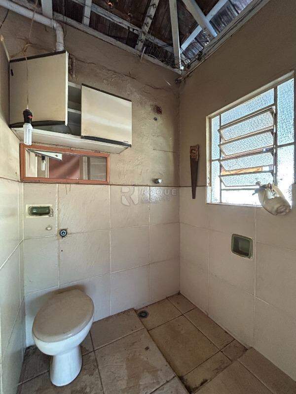 Casa Comercial para aluguel no bairro Cidade Jardim: WC social externo
