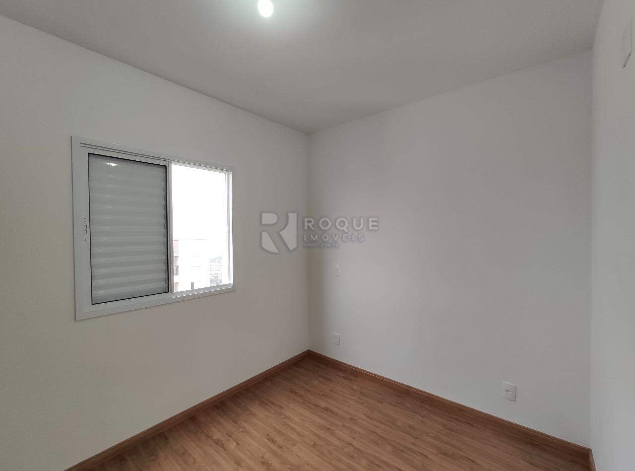 Apartamento à venda no bairro Jardim Santa Adélia: Dormitório 2 suíte 