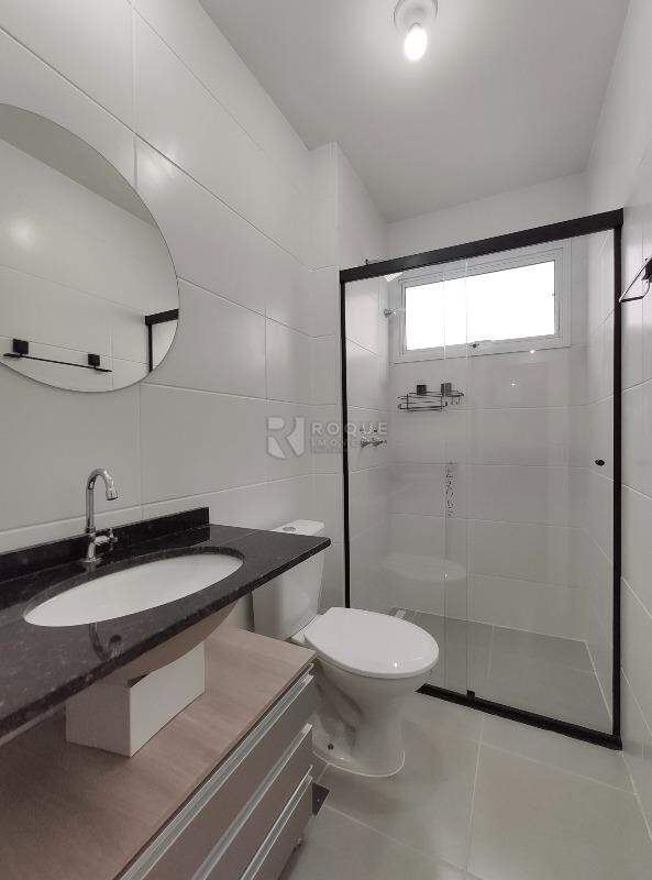 Apartamento à venda no bairro Jardim Santa Adélia: WC social 