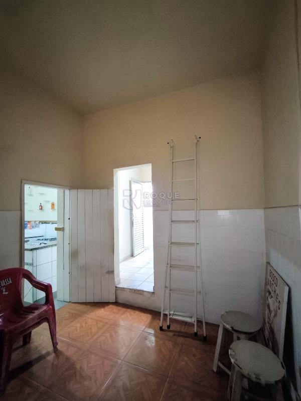 Casa Residencial à venda no bairro Vila Claudia: SALÃO COMERCIAL