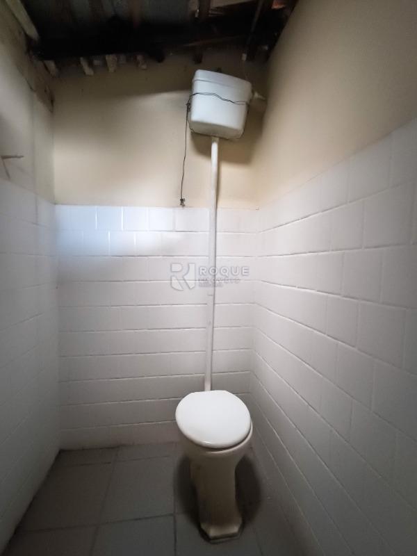 Casa Residencial à venda no bairro Vila Claudia: BANHEIRO SALÃO COMERCIAL