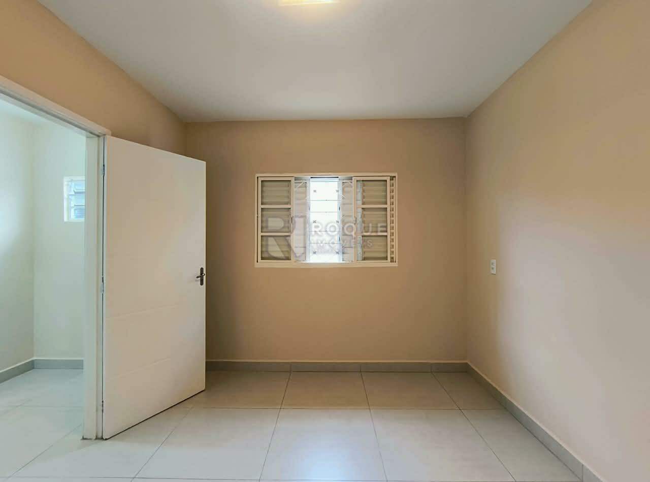 Casa Residencial para aluguel no bairro Vila Queiroz: Dormitório