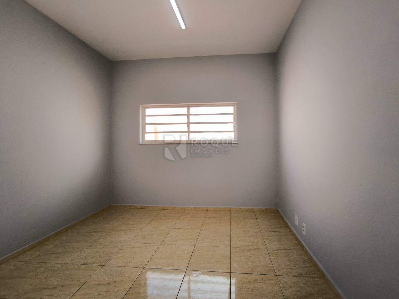 Casa Comercial à venda no bairro Centro: SALA 2