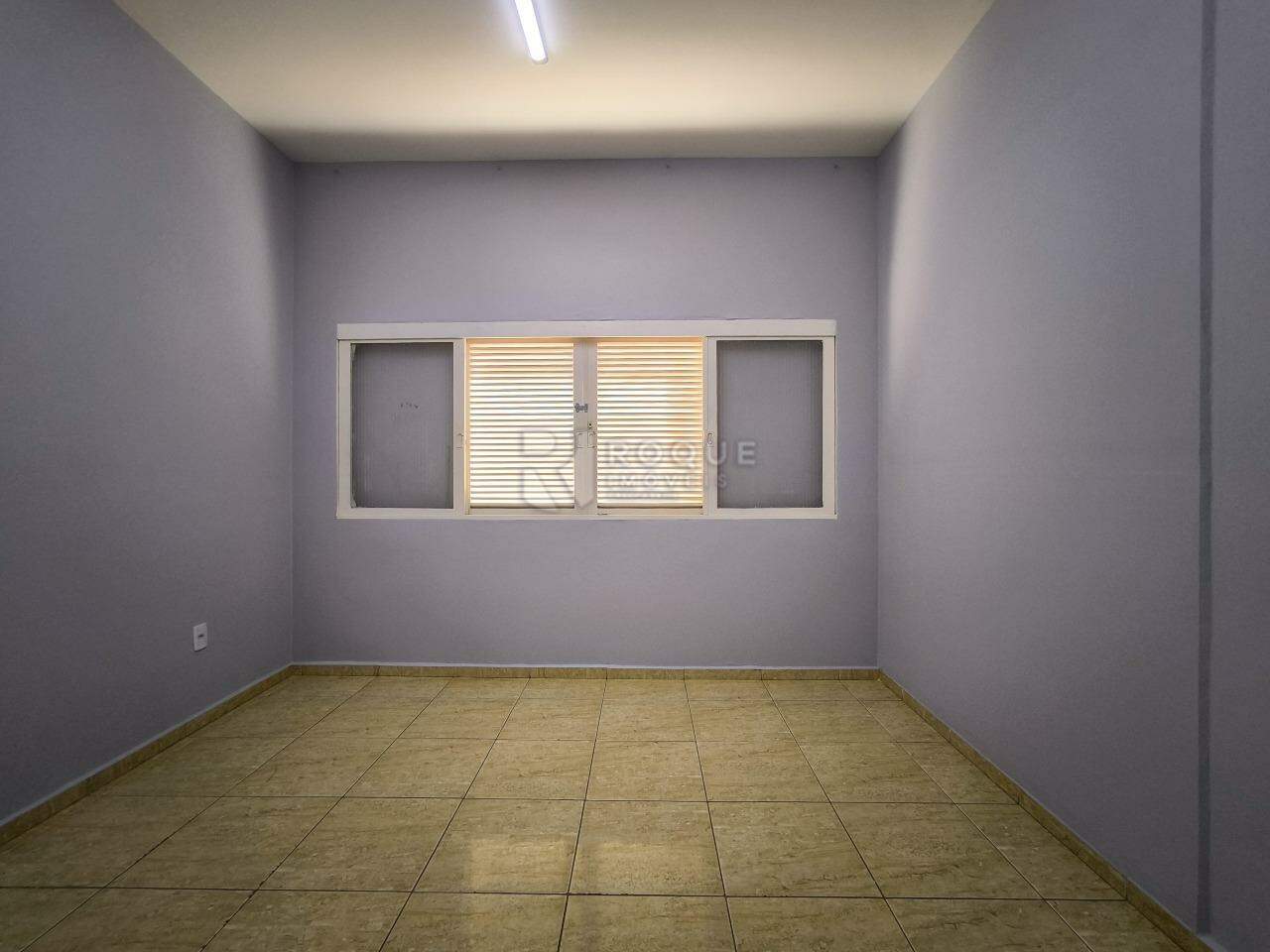 Casa Comercial à venda no bairro Centro: SALA 3