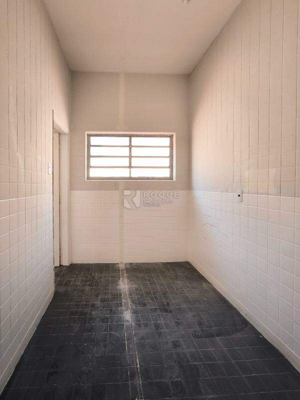 Casa Comercial à venda no bairro Centro: WC SUÍTE