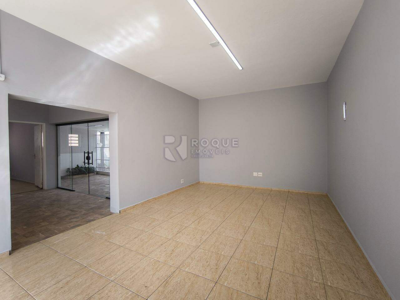 Casa Comercial à venda no bairro Centro: SALA 1