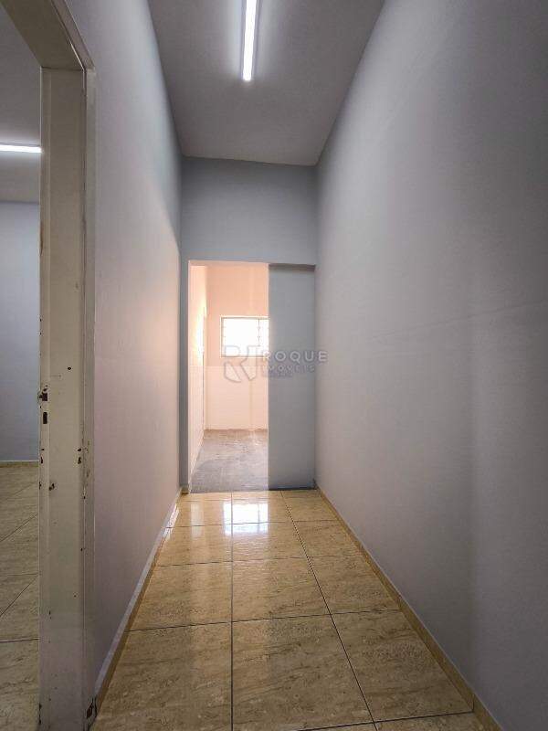 Casa Comercial à venda no bairro Centro: SUÍTE