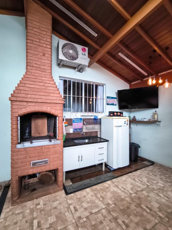 Casa Residencial à venda no bairro Jardim Residencial Graminha III: ÁREA GOURMET