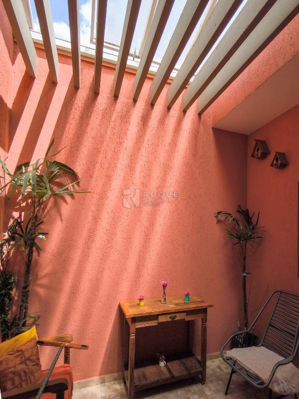 Casa Residencial à venda no bairro Jardim Residencial Graminha III: JARDIM DE NVERNO