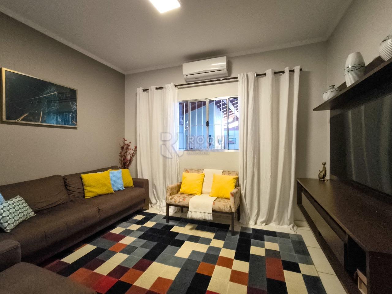 Casa Residencial à venda no bairro Jardim Residencial Graminha III: SALA DE TV