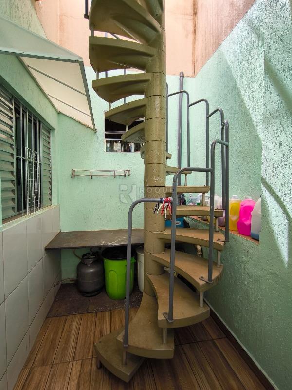 Casa Residencial à venda no bairro Jardim Residencial Graminha III: ACESSO ÁREA DE LAZER