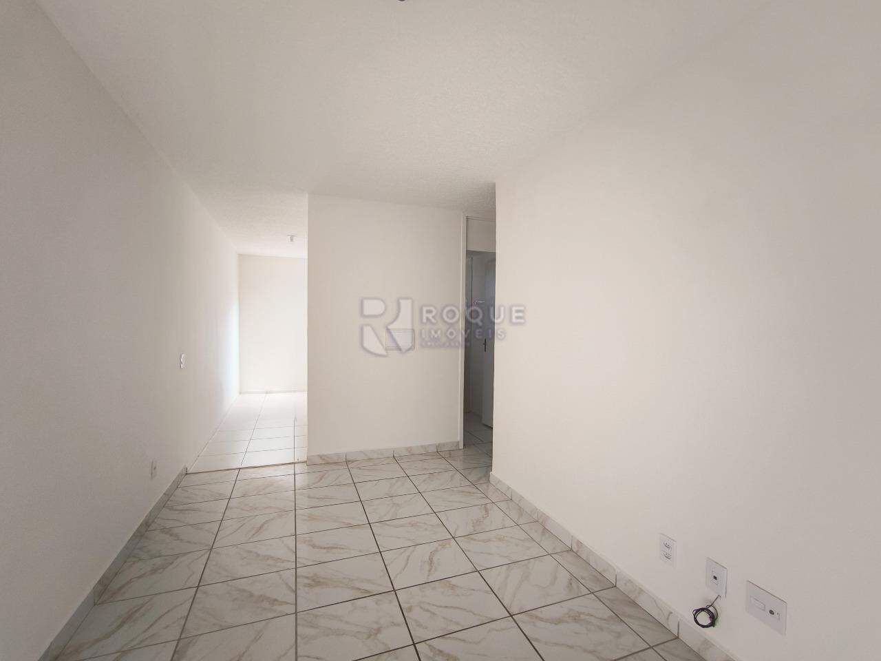 Apartamento à venda no bairro Parque Hippolyto: SALA DE ESTAR
