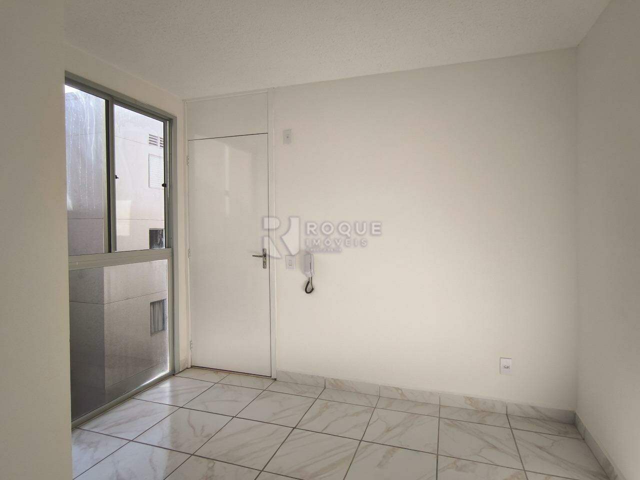 Apartamento à venda no bairro Parque Hippolyto: HALL DE ENTRADA