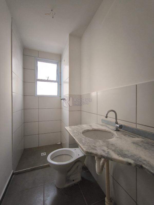 Apartamento à venda no bairro Jardim Esteves: BANHEIRO SOCIAL