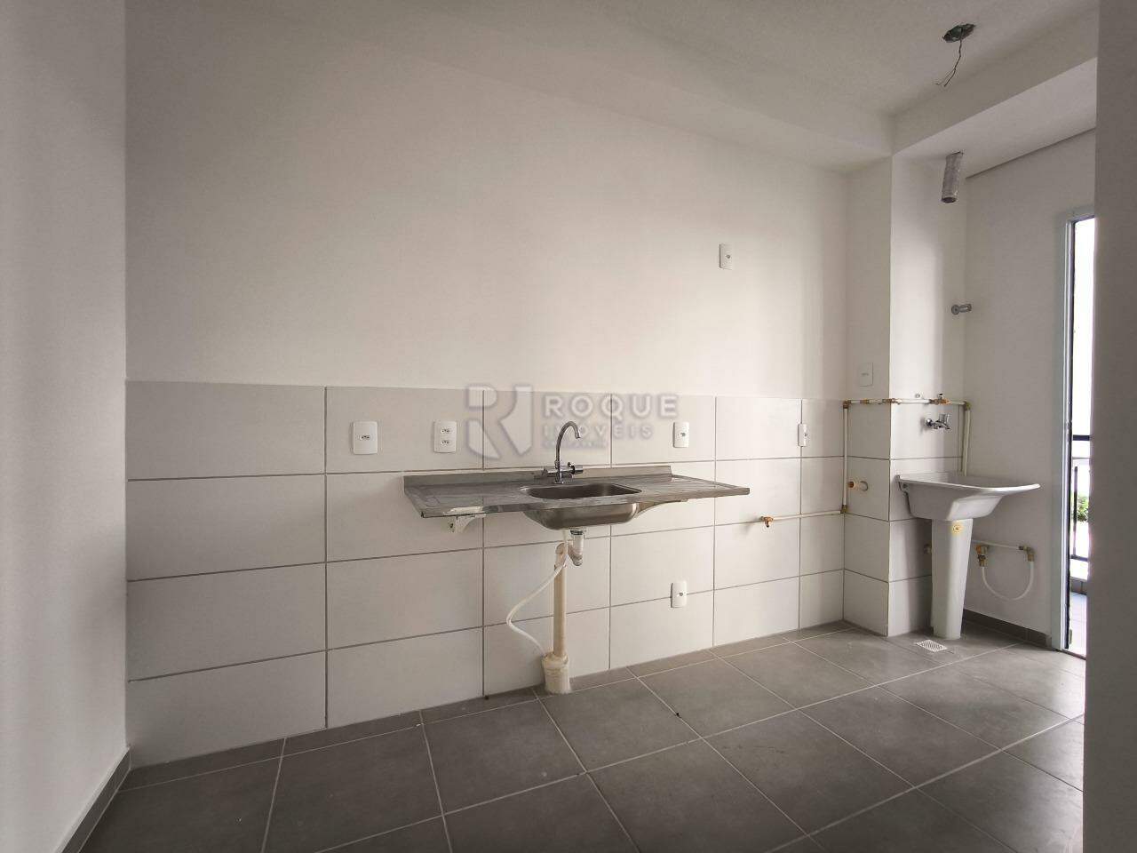 Apartamento à venda no bairro Jardim Esteves: COZINHA