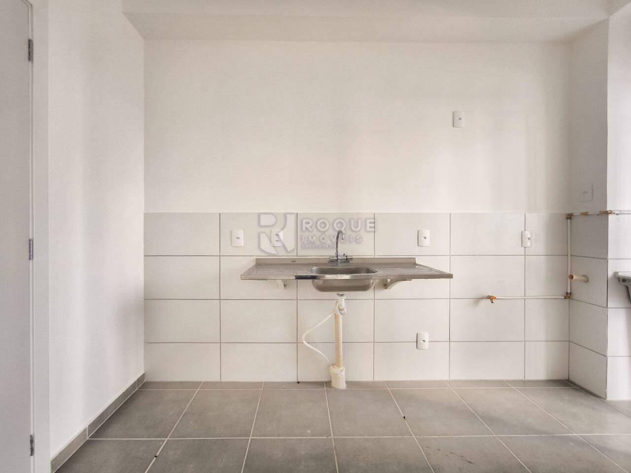 Apartamento à venda no bairro Jardim Esteves: COZINHA