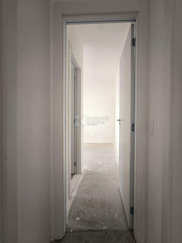 Apartamento à venda no bairro Jardim Esteves: SUÍTE