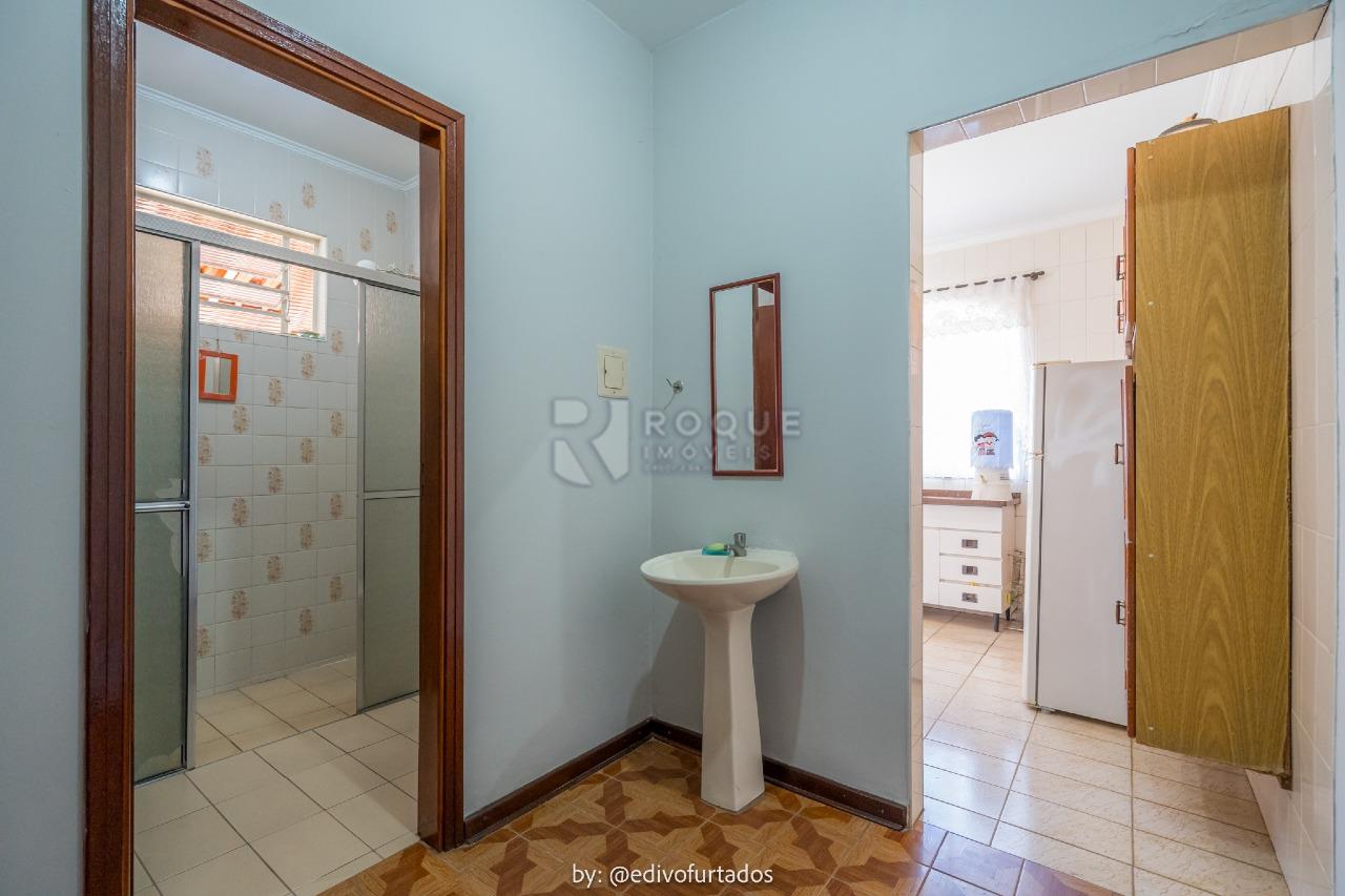 Casa Residencial à venda no bairro Jardim Nova Suiça: CORREDOR INTERNO 