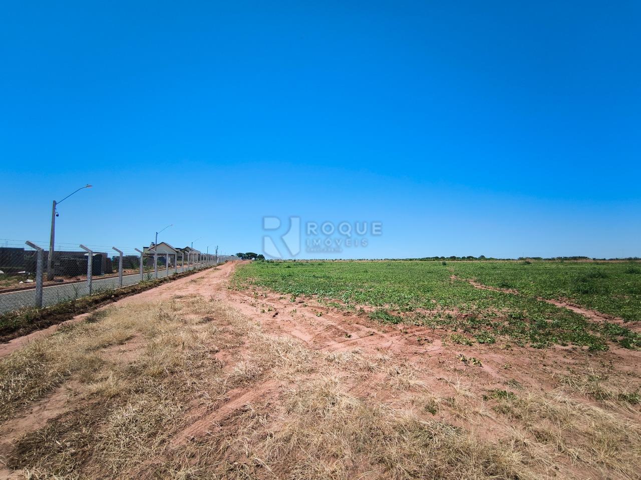 Área à venda no bairro Ribeirão do Pinhal: 