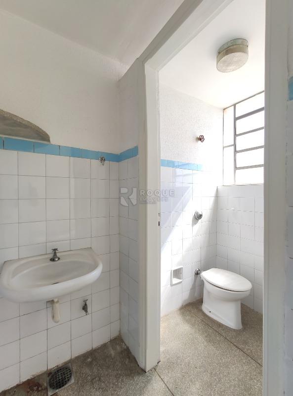 Salas/Conjuntos para aluguel no bairro Centro: WC social 03