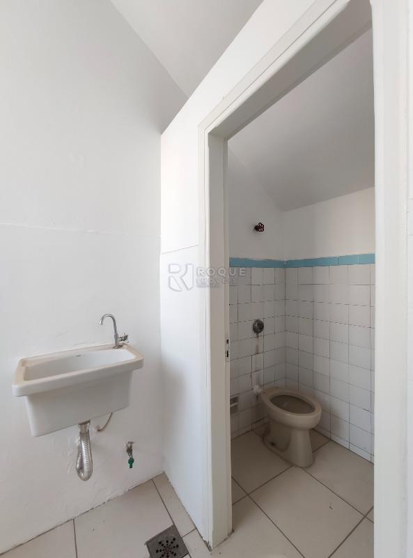 Salas/Conjuntos para aluguel no bairro Centro: WC social 01