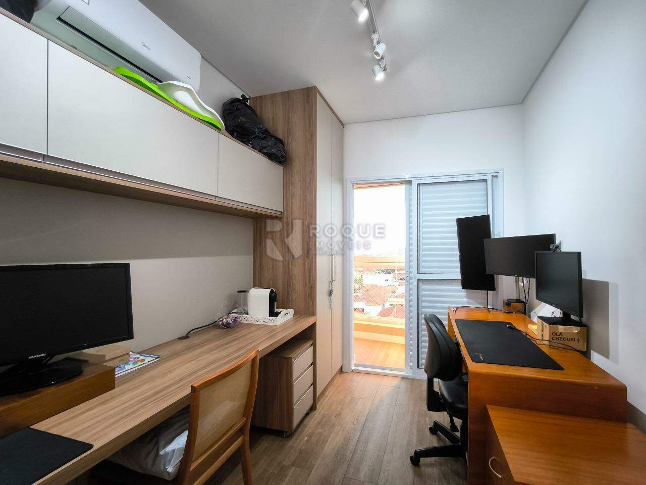 Apartamento à venda no bairro Vila Cristovam: DORMITÓRIO 2