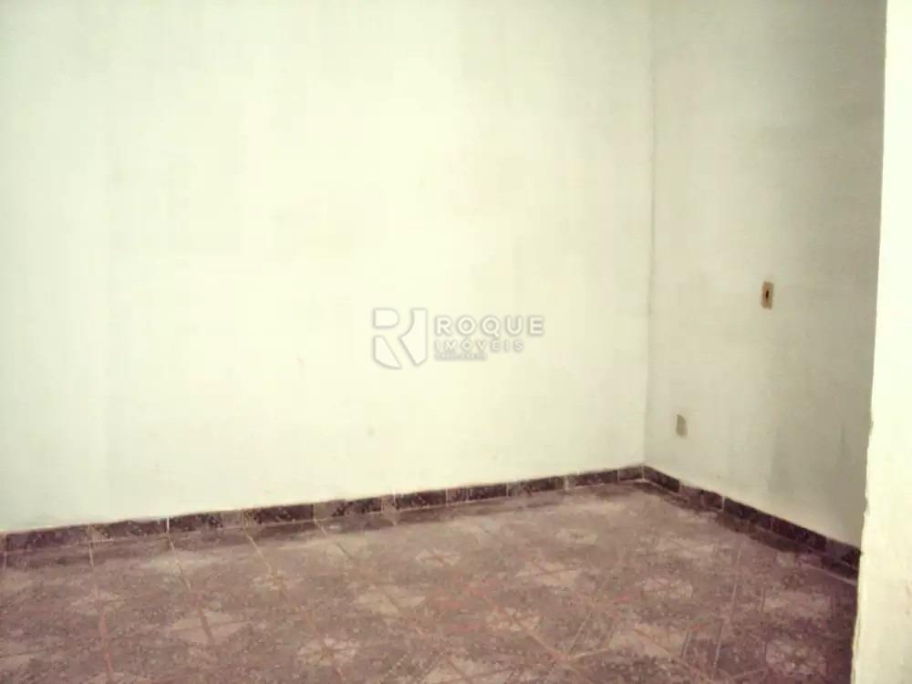 Casa Residencial à venda no bairro Parque Residencial Santa Eulália: DORMITÓRIO CASA- FUNDOS