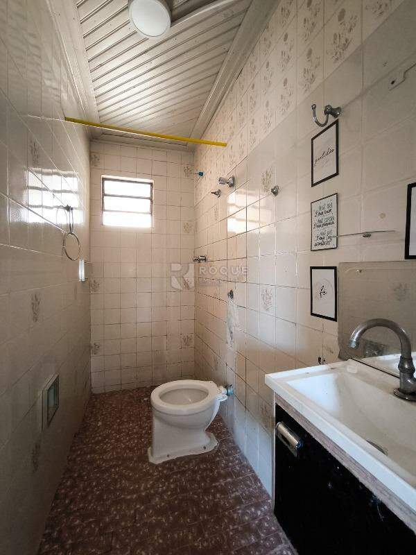 Casa Residencial à venda no bairro Jardim Vista Alegre: BANHEIRO SOCIAL