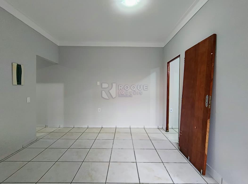 Casa Residencial para aluguel no bairro Jardim Residencial Santa Amália: Sala