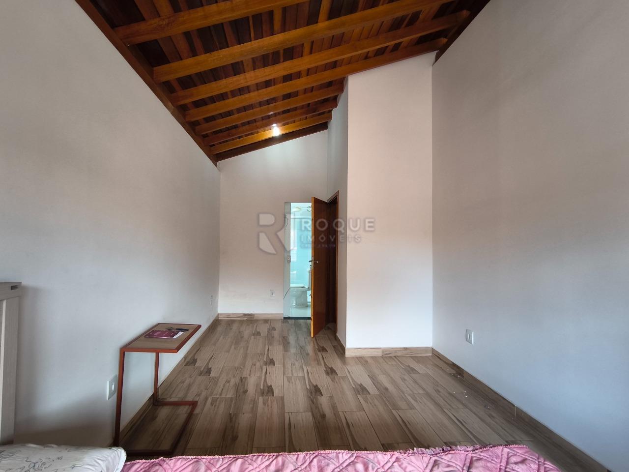 Chácara à venda no bairro Recanto dos Laranjais: SUÍTE 1