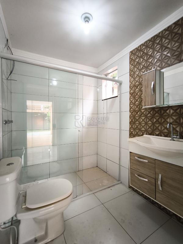 Chácara à venda no bairro Recanto dos Laranjais: BANHEIRO SOCIAL