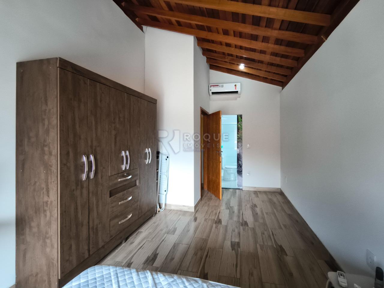 Chácara à venda no bairro Recanto dos Laranjais: SUÍTE 2