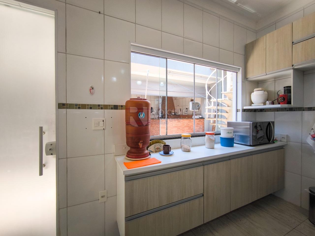 Casa Residencial à venda no bairro Jardim Barão de Limeira: COZINHA