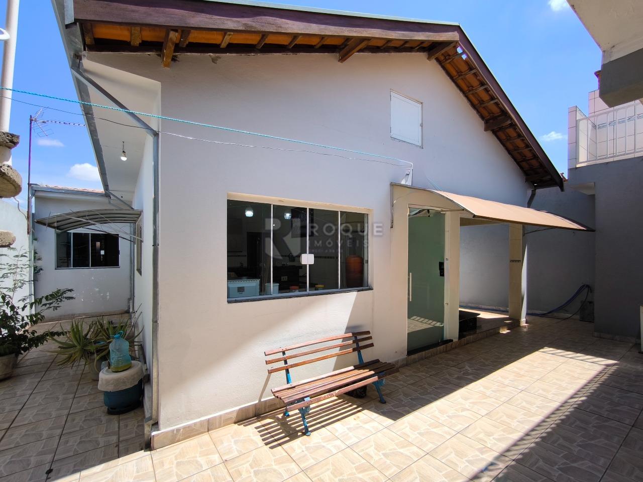 Casa Residencial à venda no bairro Jardim Barão de Limeira: FUNDOS