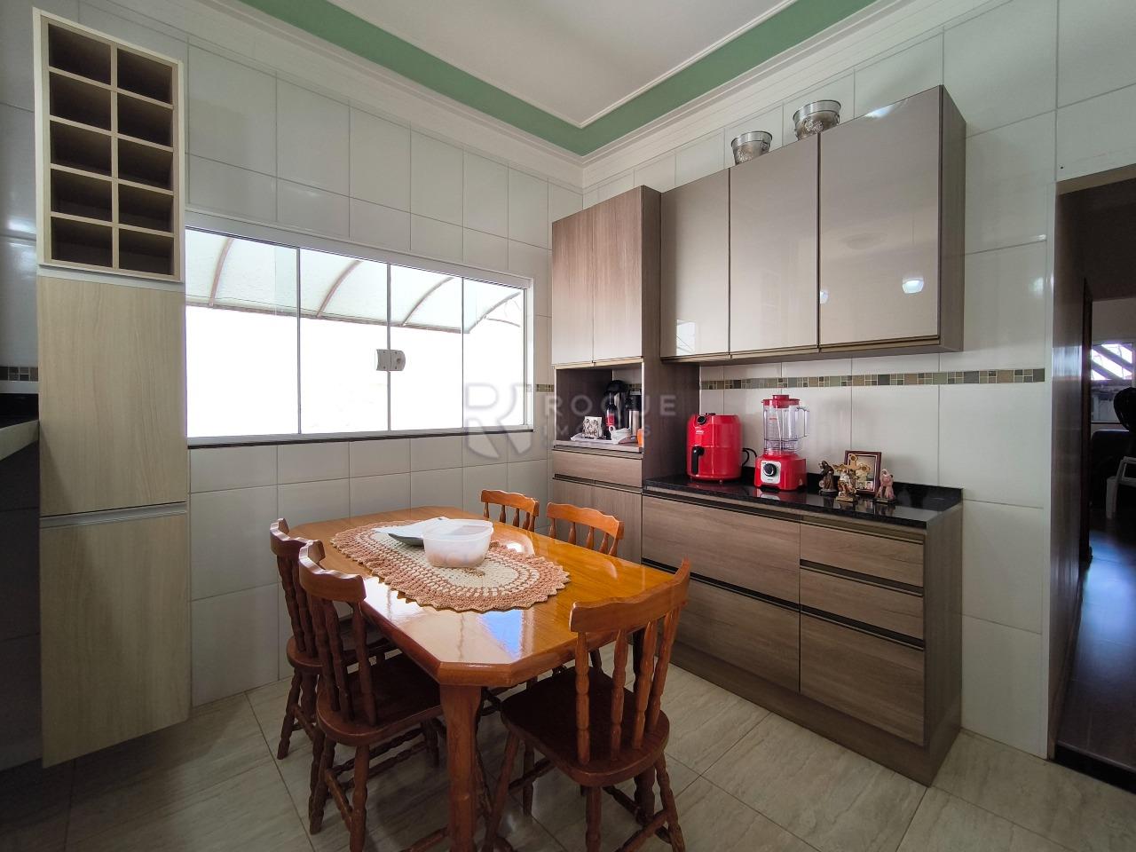 Casa Residencial à venda no bairro Jardim Barão de Limeira: COZINHA