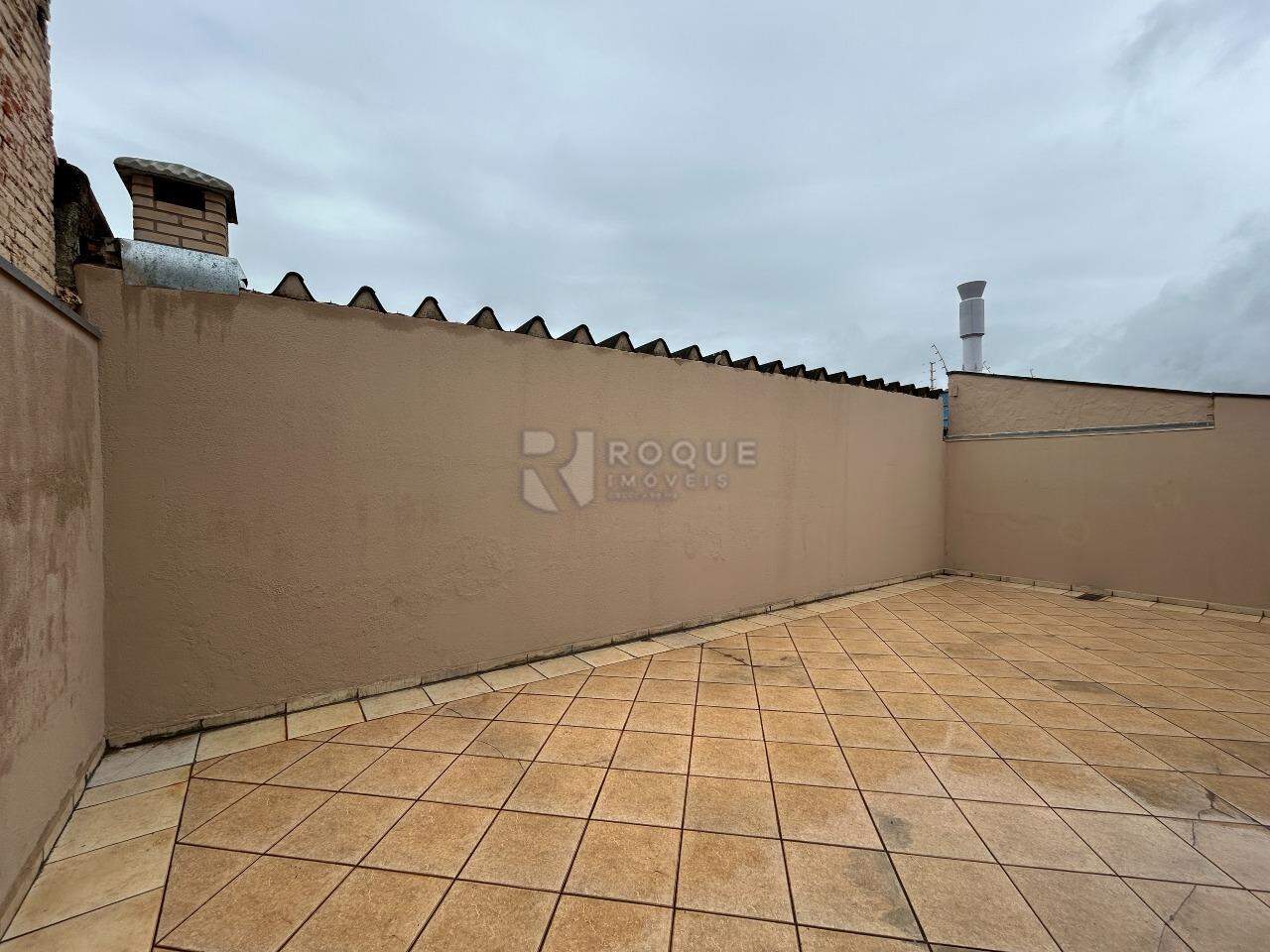 Casa Residencial para aluguel no bairro Vila Piza: Fundo 