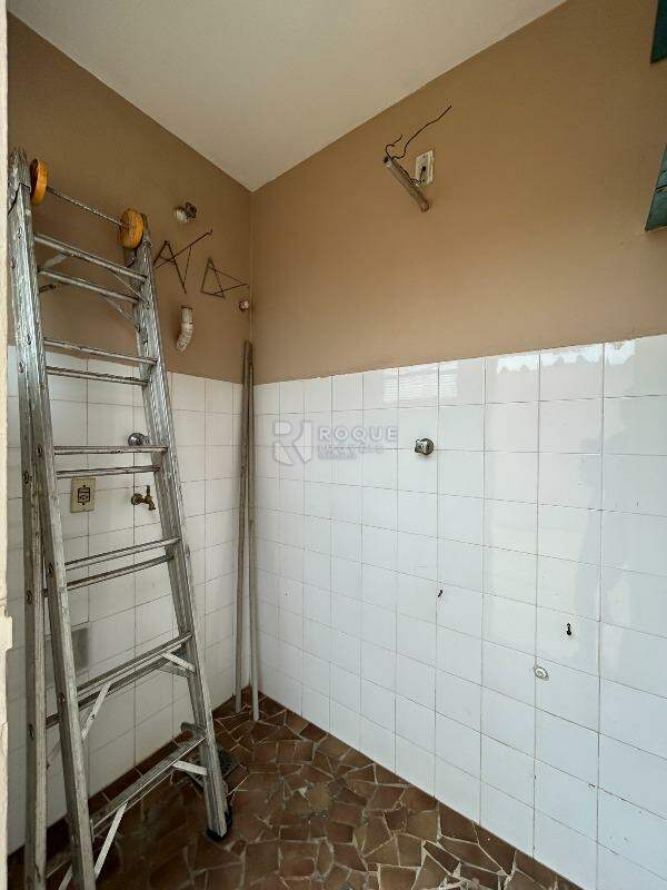 Casa Residencial para aluguel no bairro Vila Piza: Despensa 