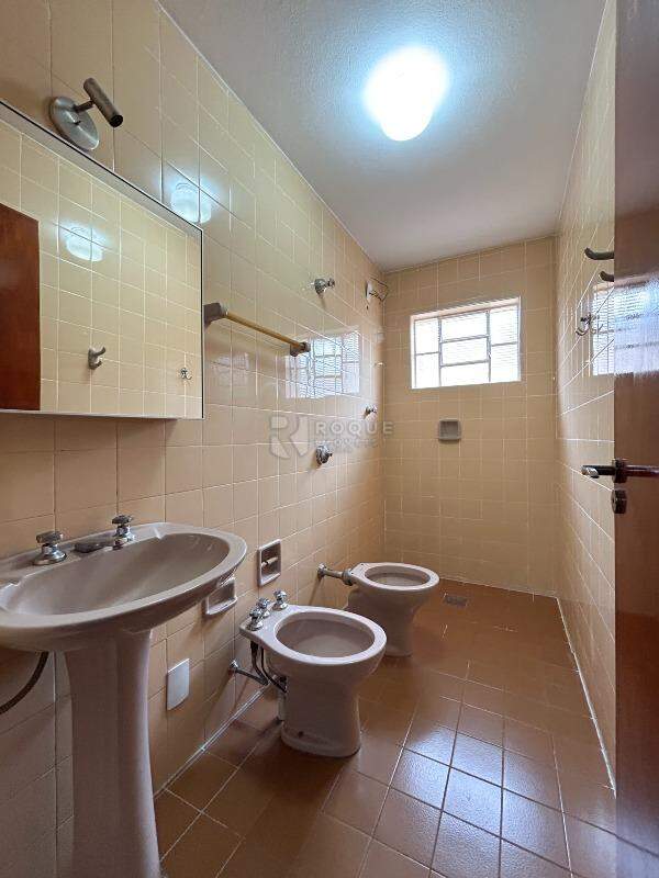 Casa Residencial para aluguel no bairro Vila Piza: WC suíte 